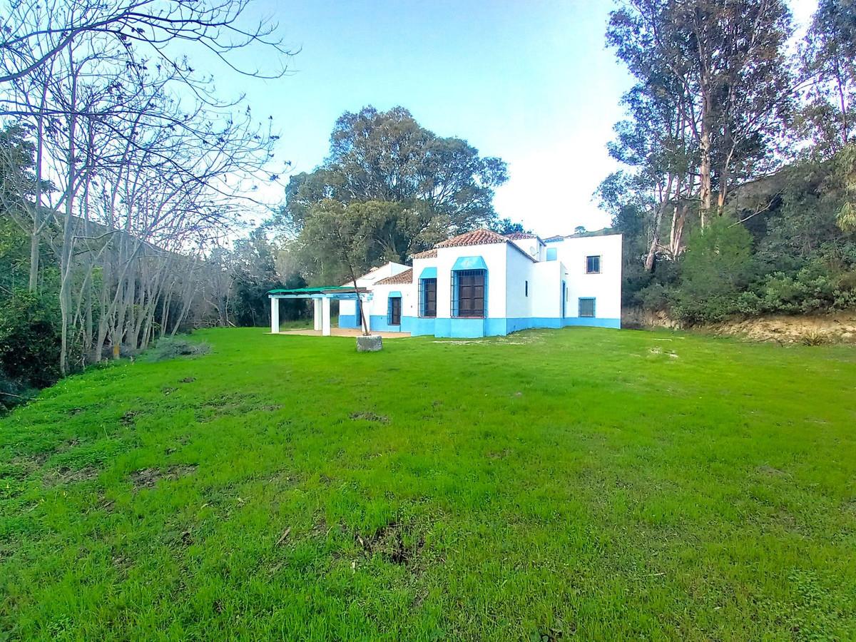 Villa Detached in Casares