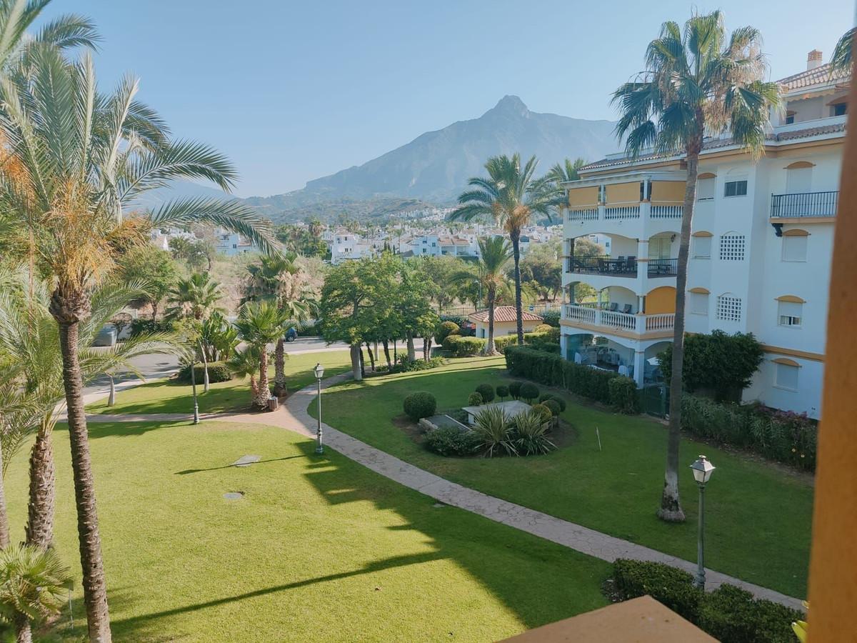 Apartment Middle Floor in Atalaya