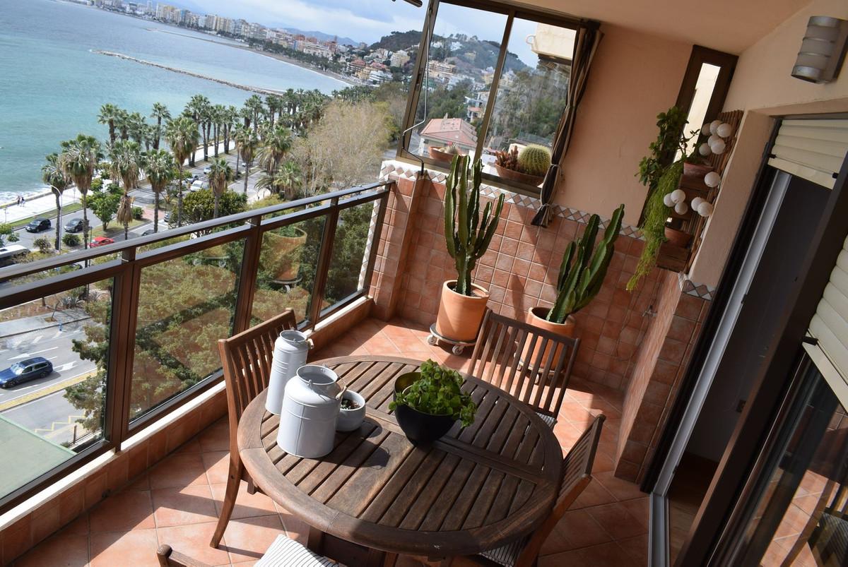 Apartment Penthouse in Málaga Este