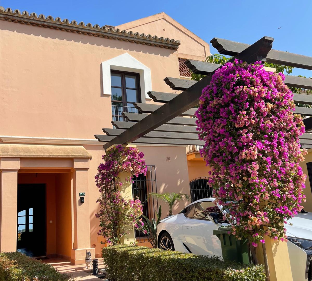Townhouse Terraced in Sotogrande