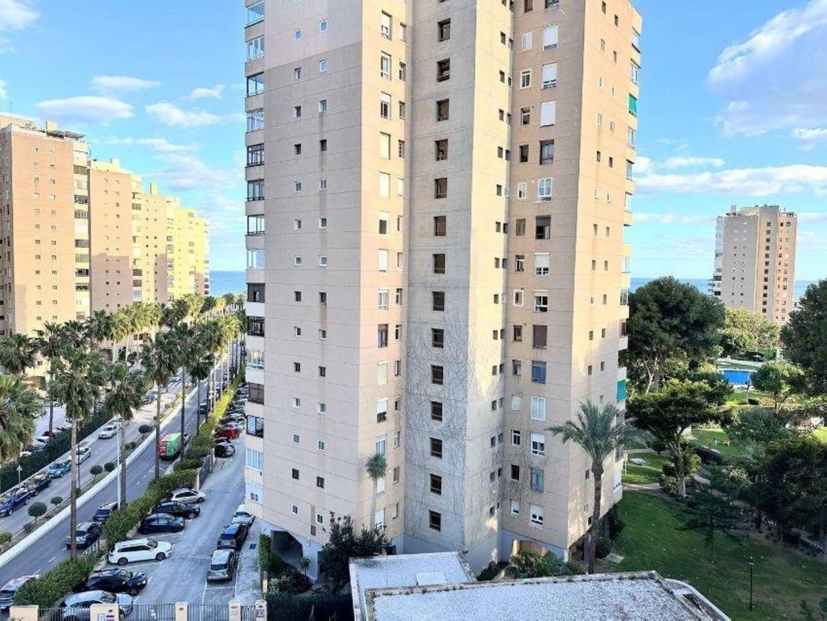 Apartment Middle Floor in Playamar