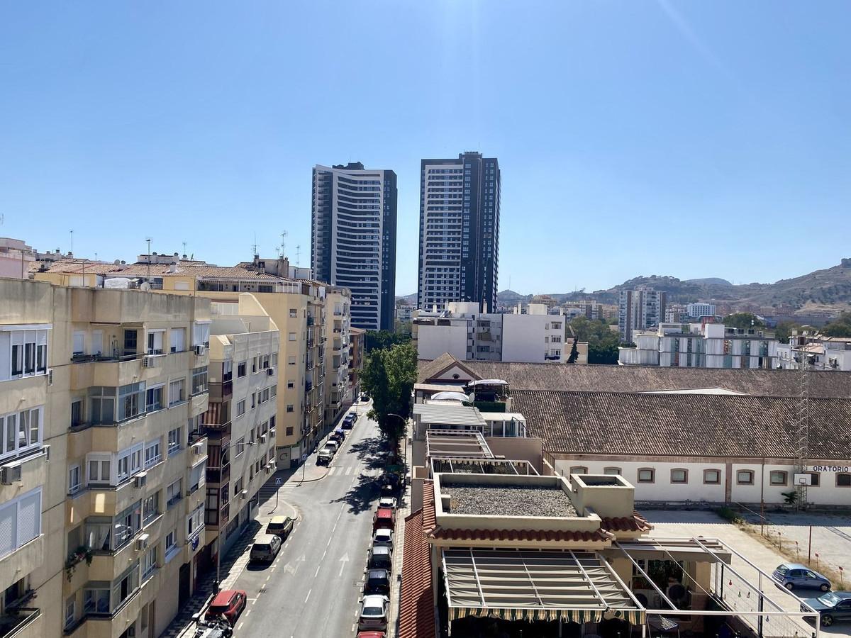 Apartment Middle Floor in Málaga Centro
