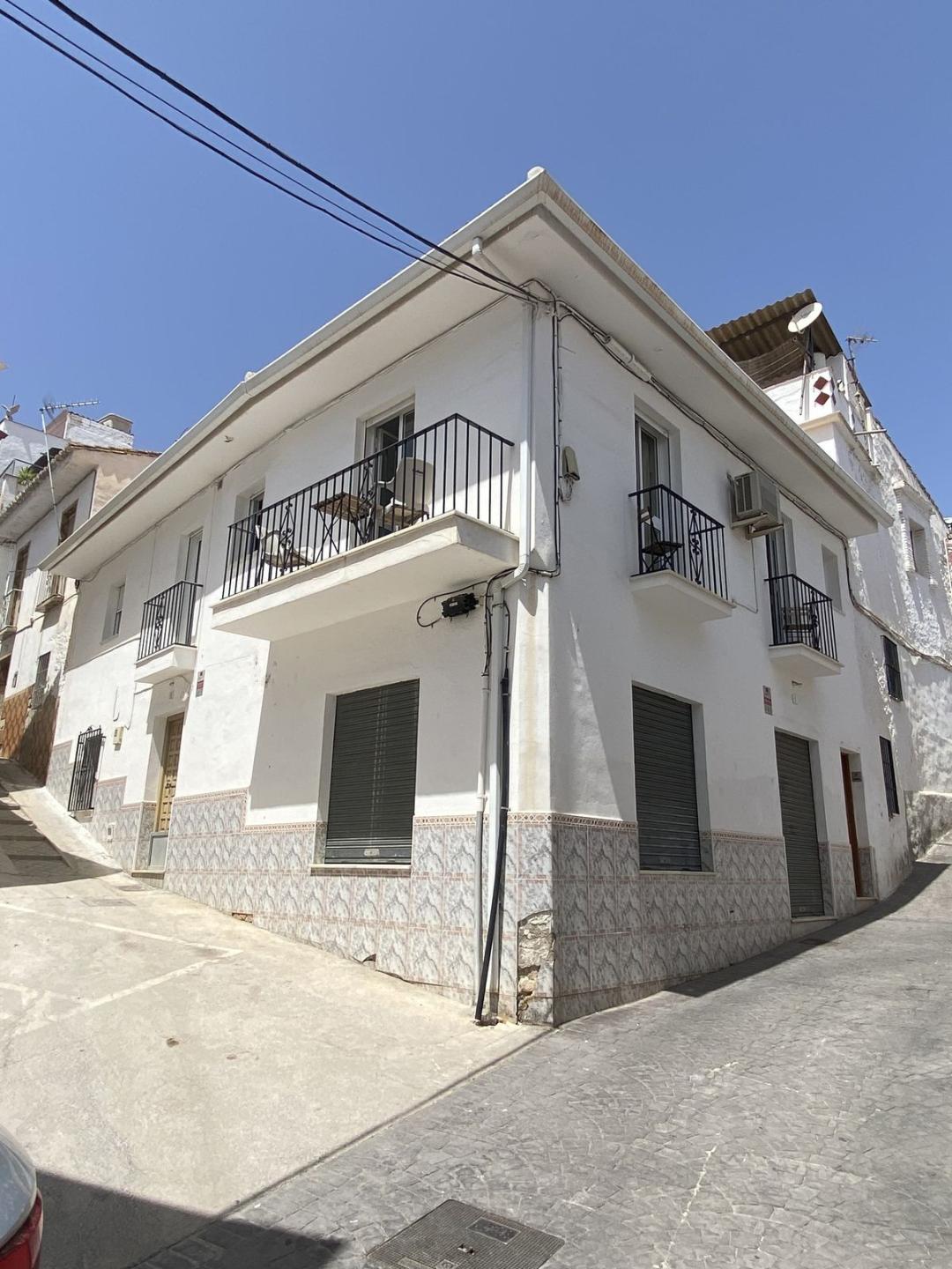 Villa Semi Detached in Guaro