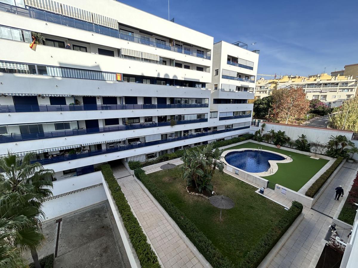 Apartment Middle Floor in Estepona