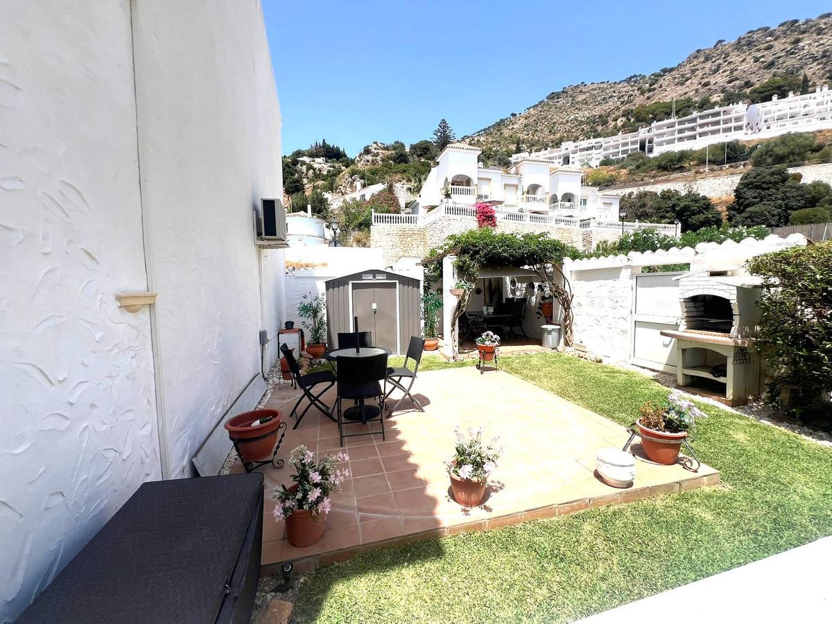 Villa Semi Detached in Mijas