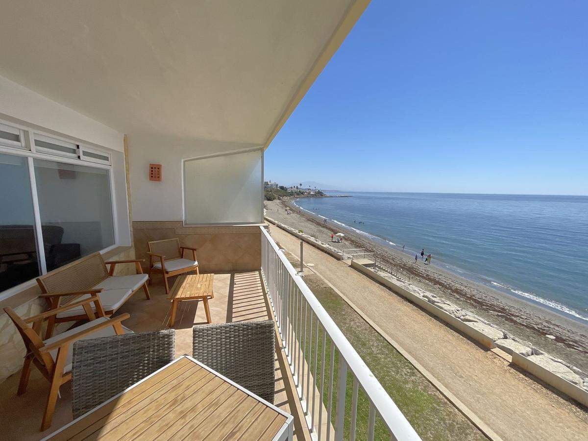 Apartment Middle Floor in Estepona