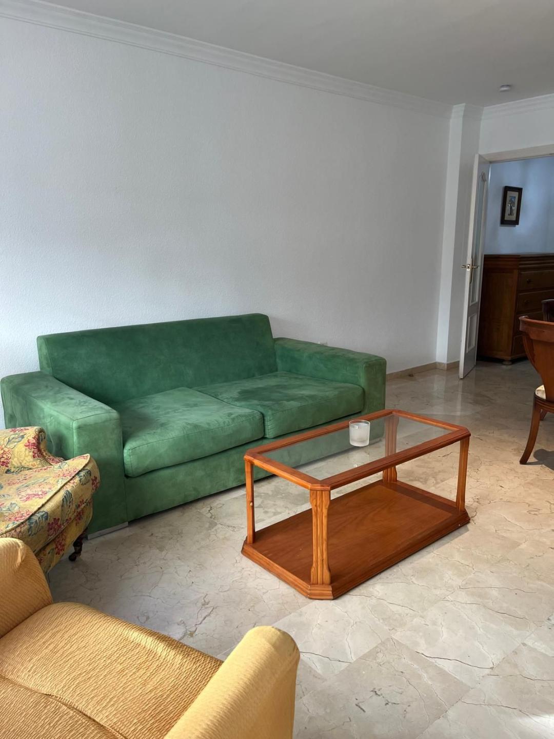 Apartment Middle Floor in Estepona