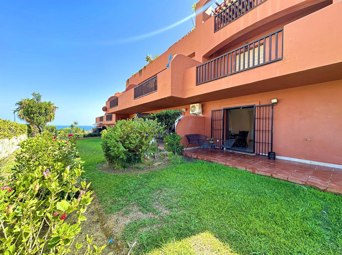 Apartment Ground Floor in Estepona