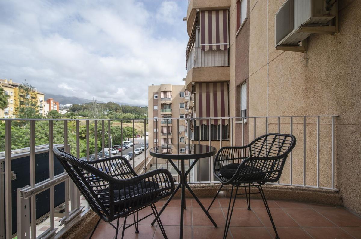 Apartment Middle Floor in Estepona