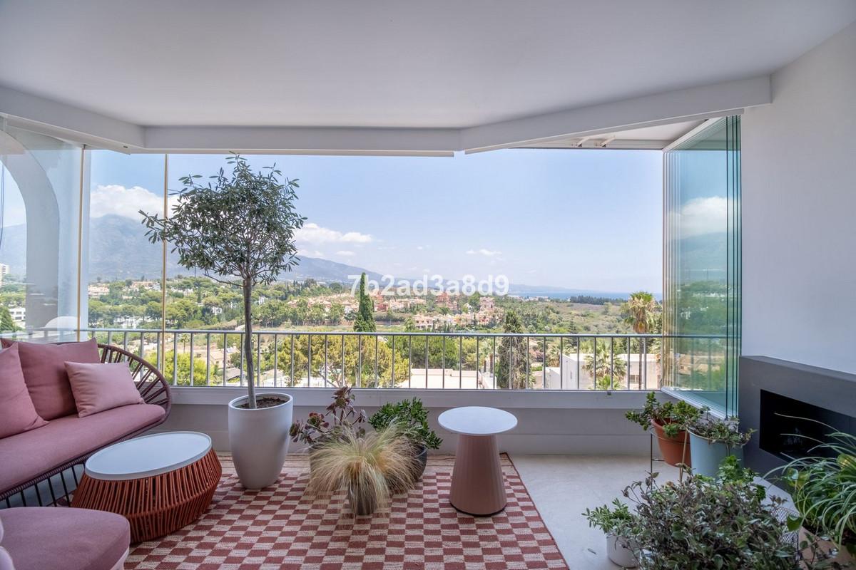 Apartment Middle Floor in Puerto Banús