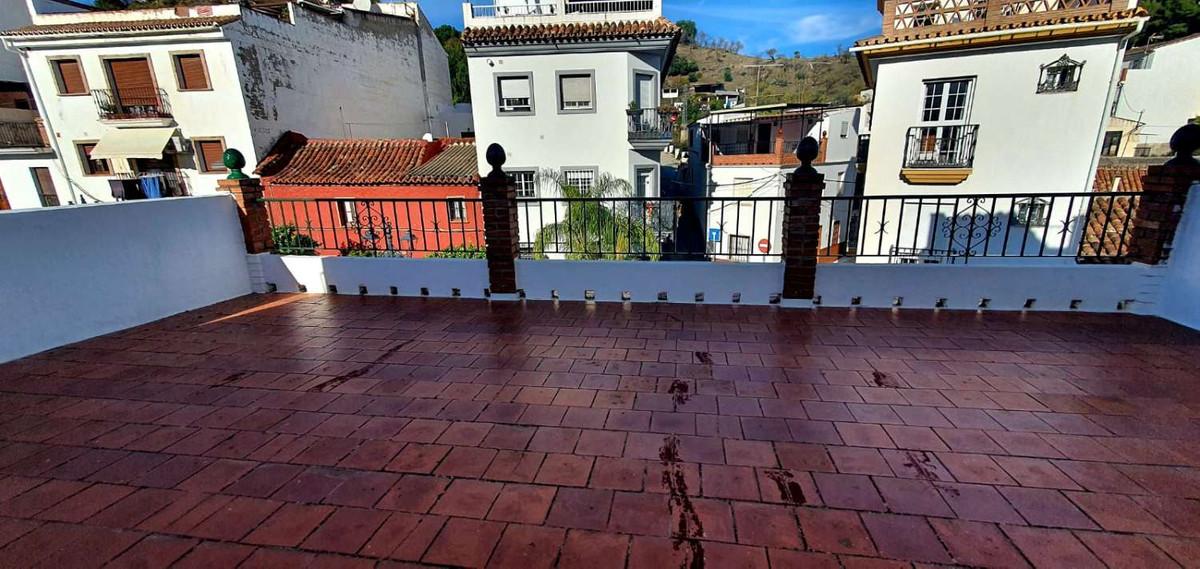 Townhouse Terraced in Monda