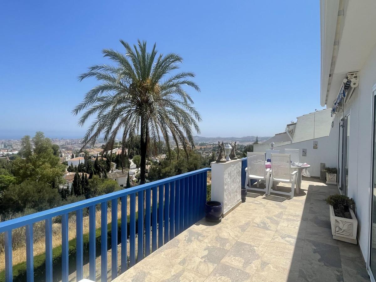 Apartment Penthouse in Campo Mijas