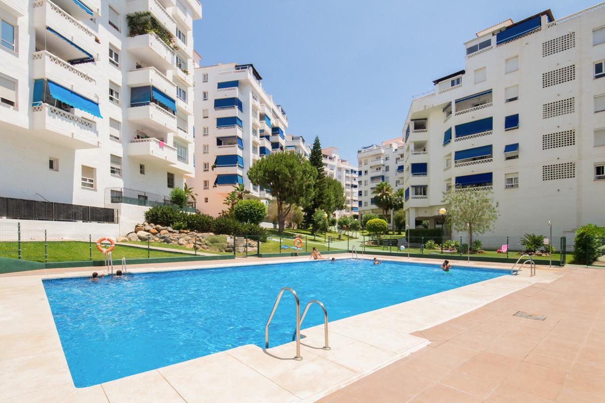 Apartment Middle Floor in Nueva Andalucía