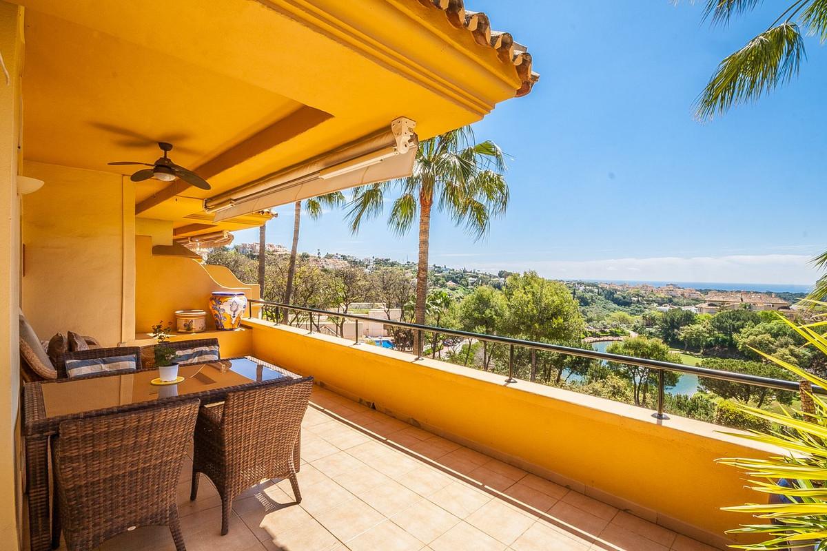 Apartment Middle Floor in Elviria