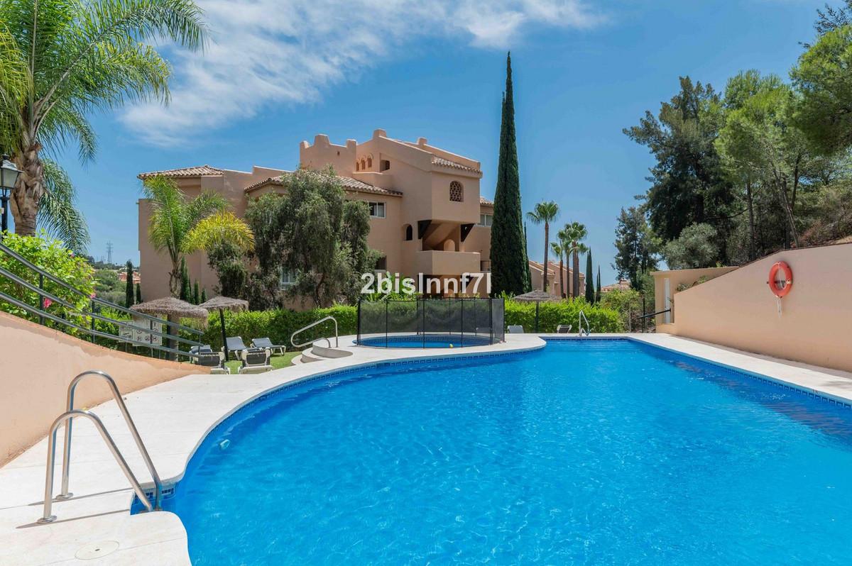 Apartment Middle Floor in Elviria