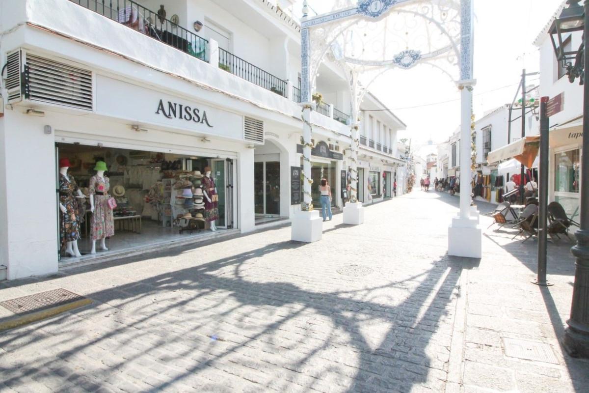 Commercial Shop in Mijas