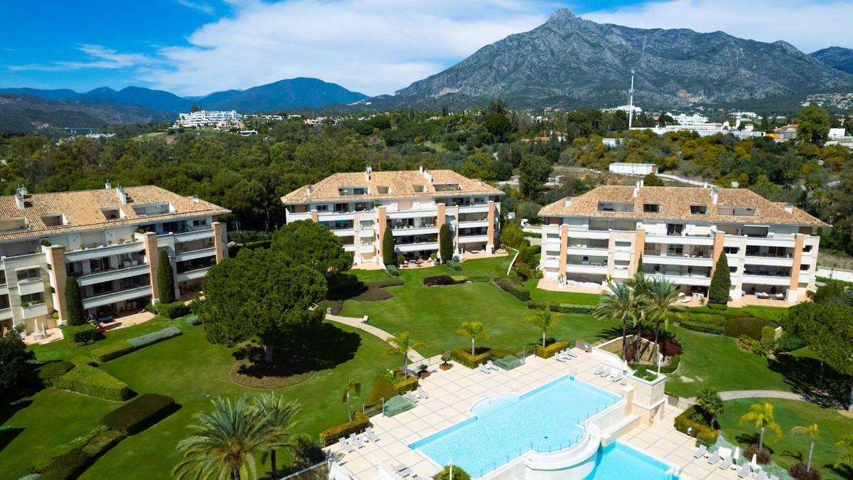 Apartment Middle Floor in Marbella