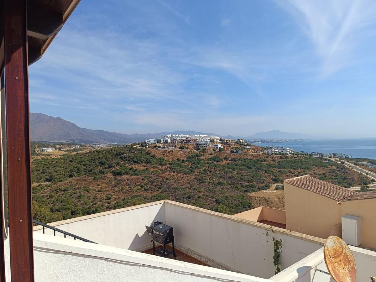 Apartment Middle Floor in Casares Playa