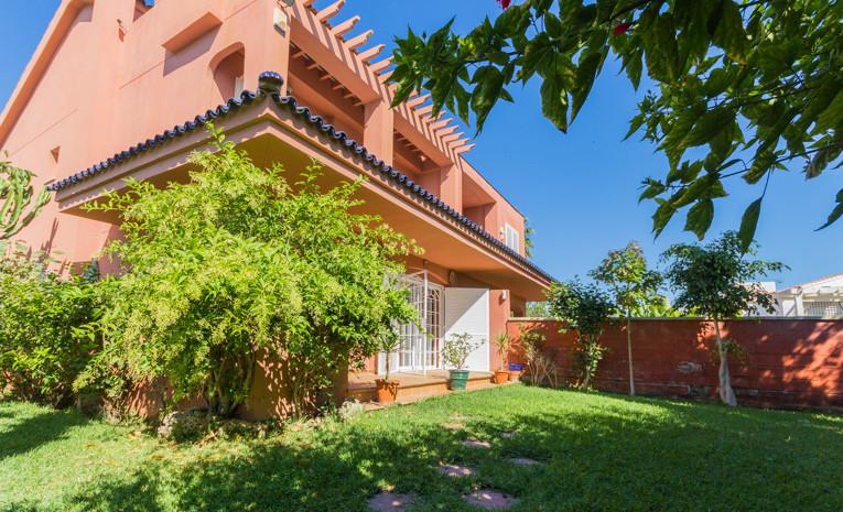 Villa Semi Detached in Guadalmar