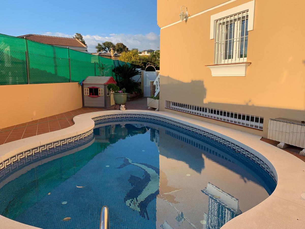 Villa Semi Detached in Los Morales