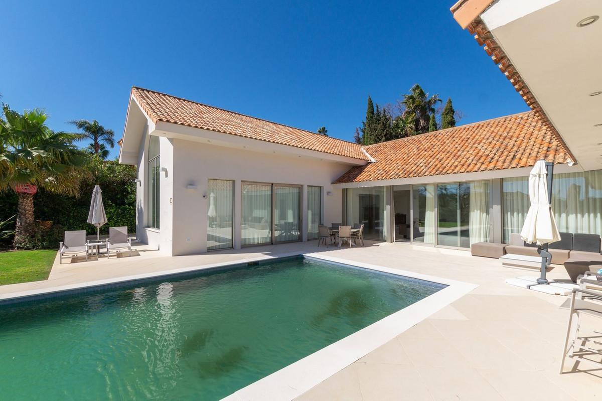 Villa Detached in Sotogrande