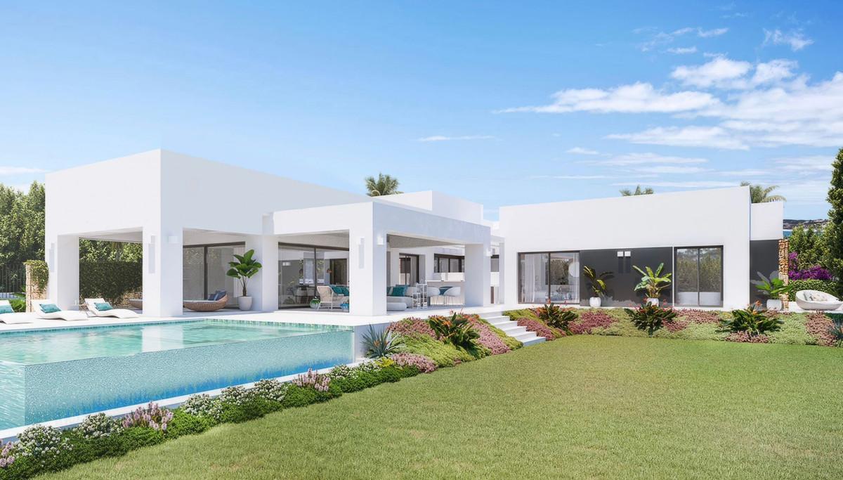 Villa Detached in Estepona