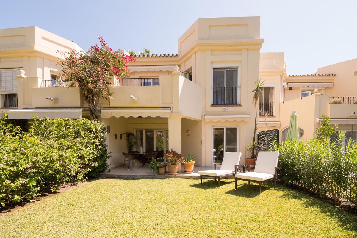 Townhouse Terraced in La Quinta