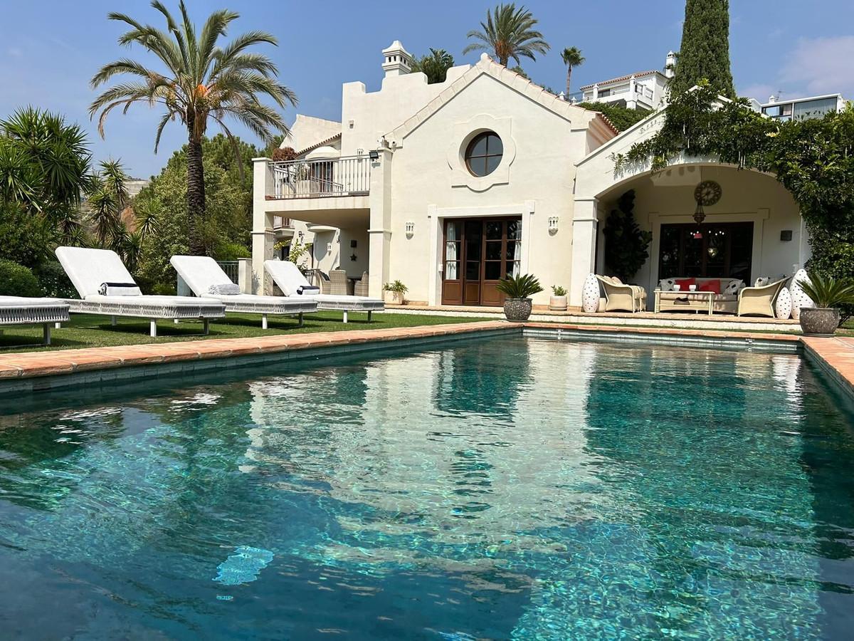 Villa Detached in Estepona