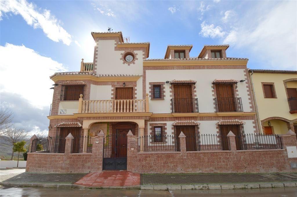 Villa Detached in Villanueva De La Concepcion