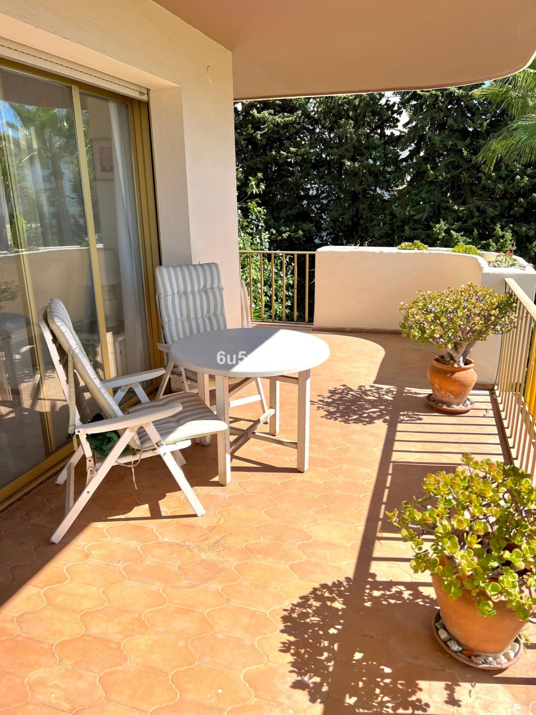 Apartment Ground Floor in Nueva Andalucía