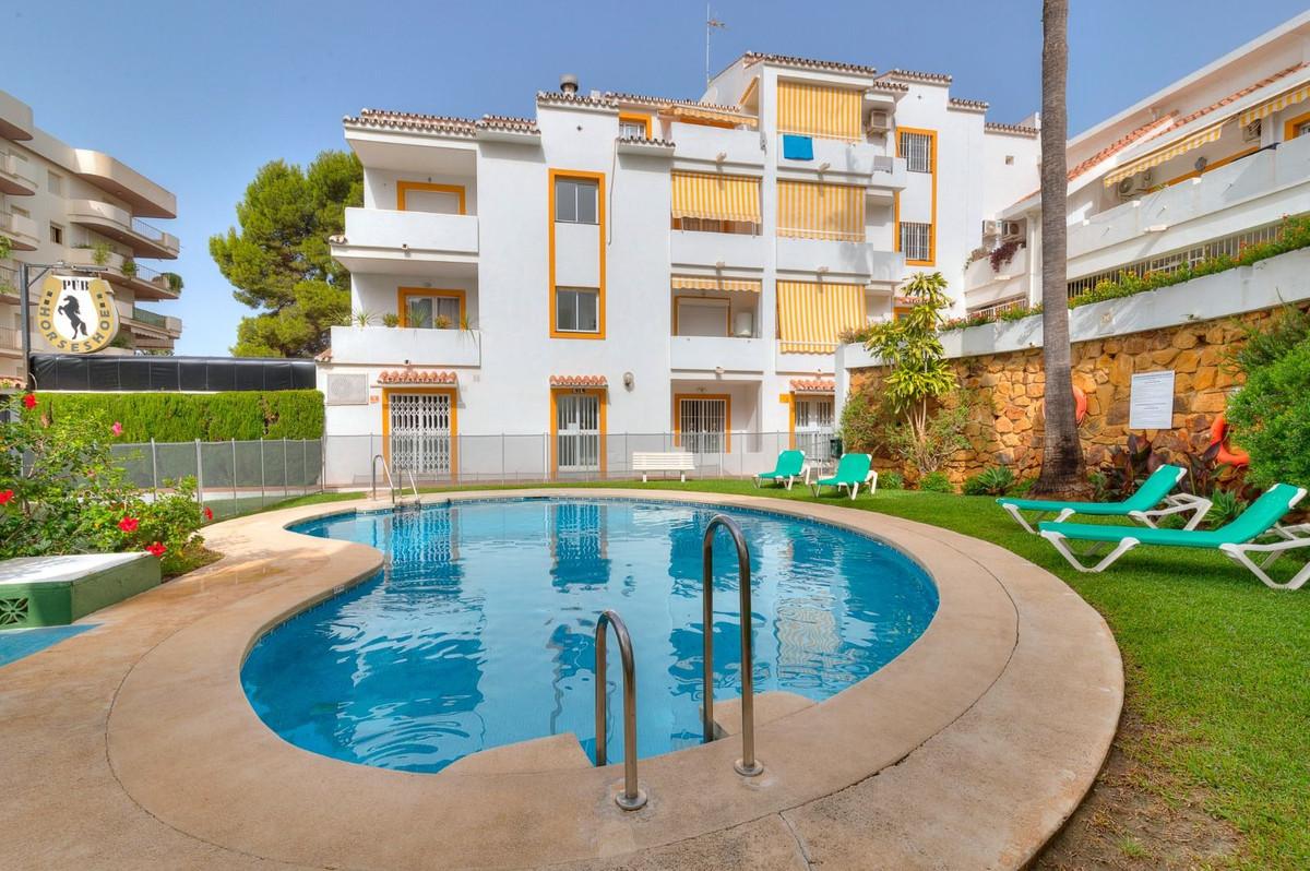 Apartment Middle Floor in Nueva Andalucía