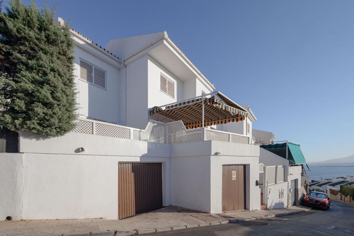 Townhouse Terraced in Cerrado de Calderón