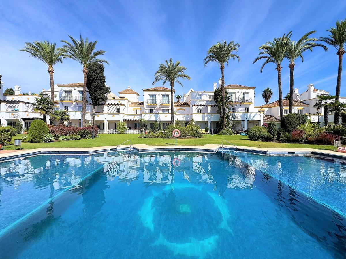 Apartment Penthouse Duplex in Estepona