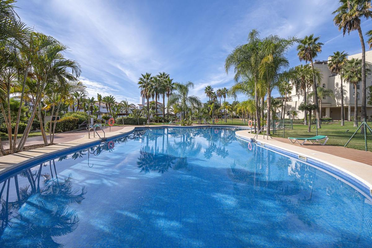 Apartment Ground Floor in El Paraiso