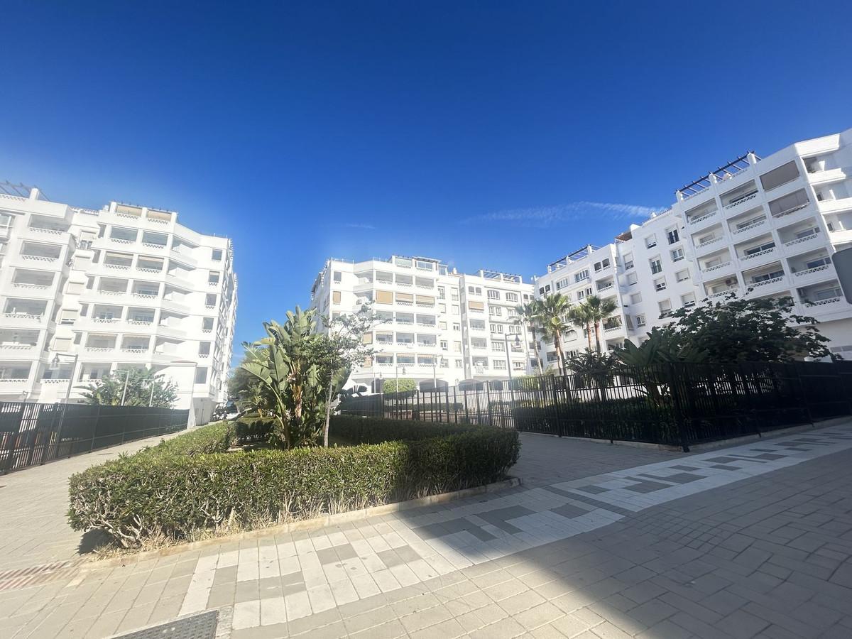 Apartment Penthouse in Nueva Andalucía