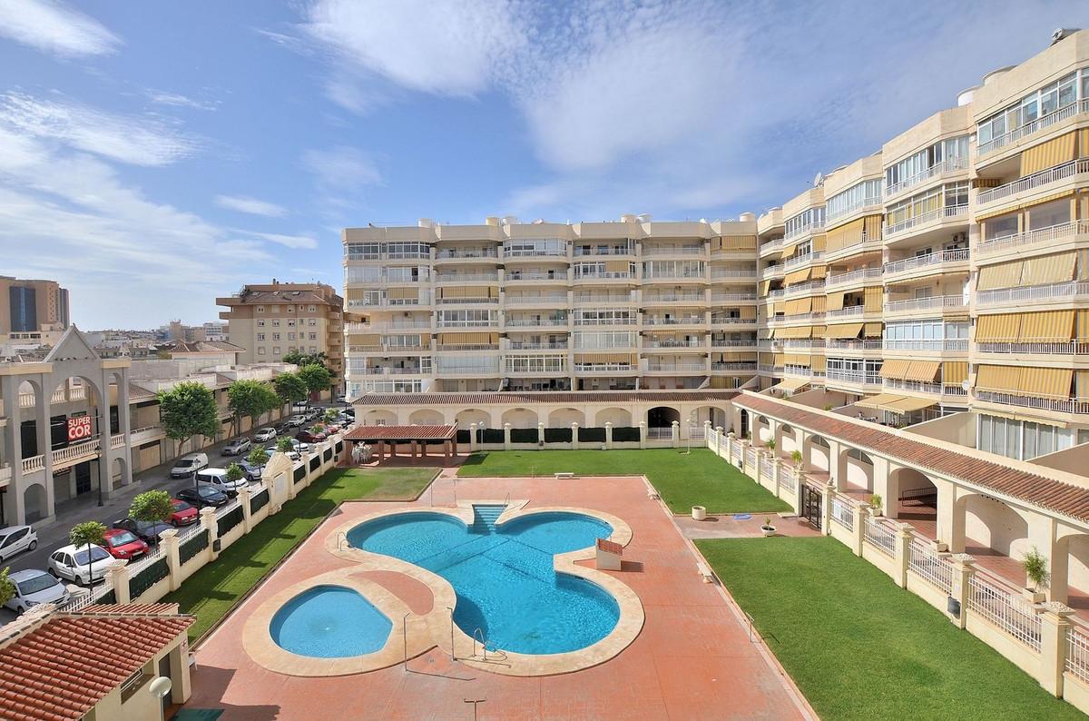 Apartment Middle Floor in Los Boliches