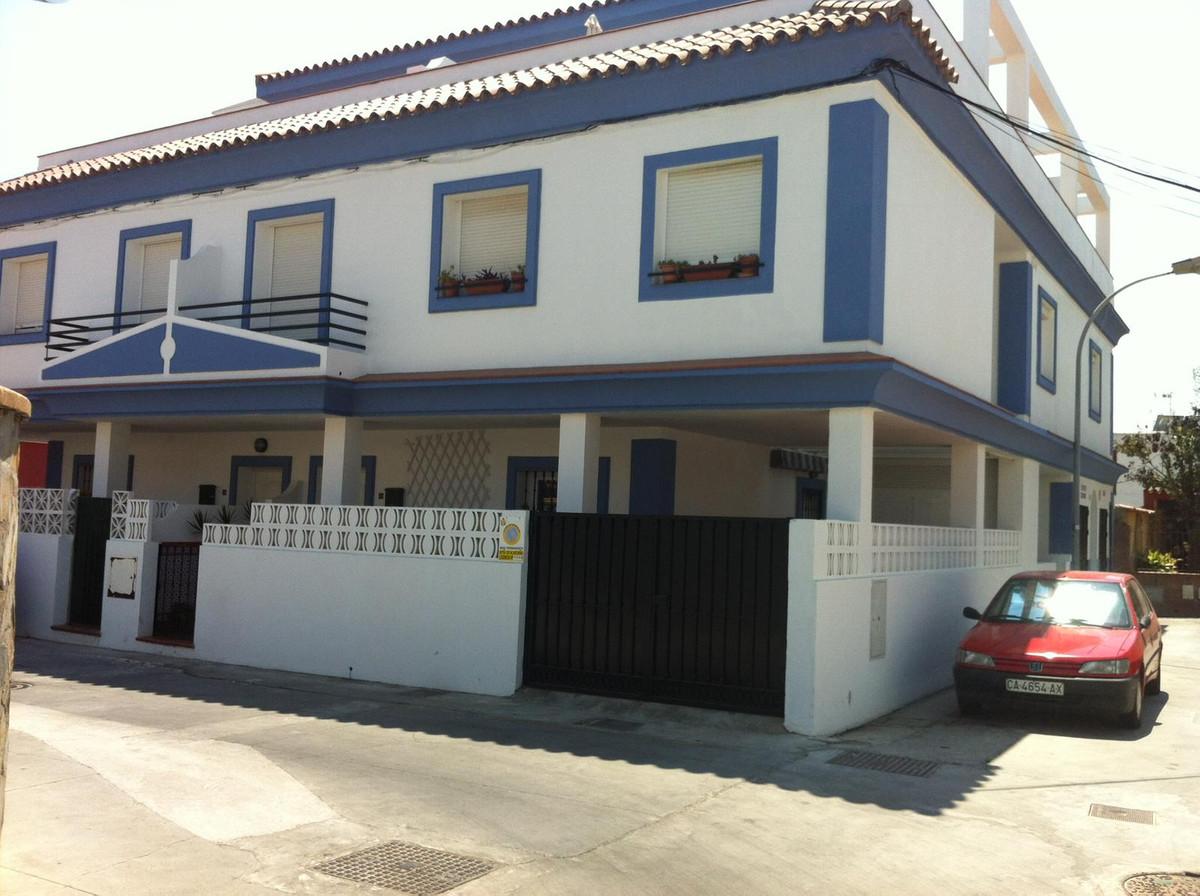 Apartment Middle Floor in Algeciras