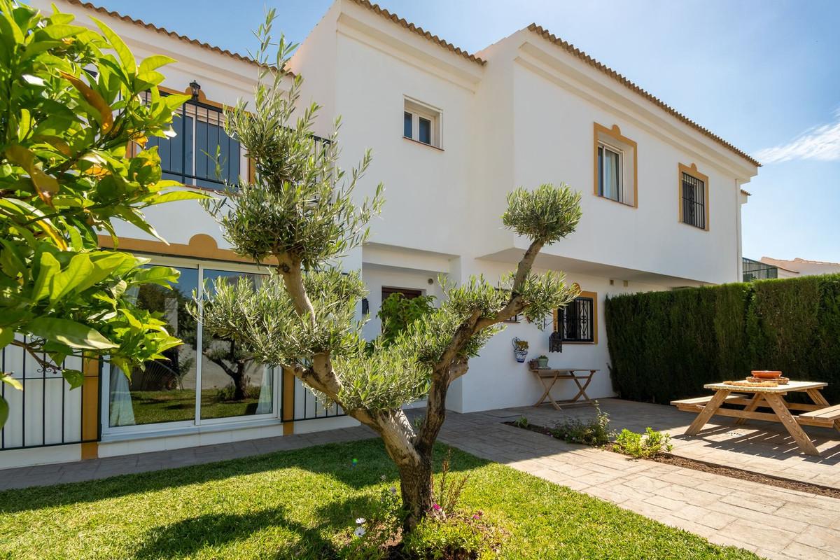 Villa Semi Detached in Mijas