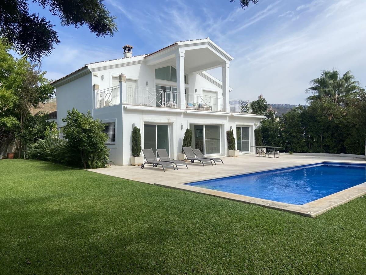 Villa Detached in Elviria