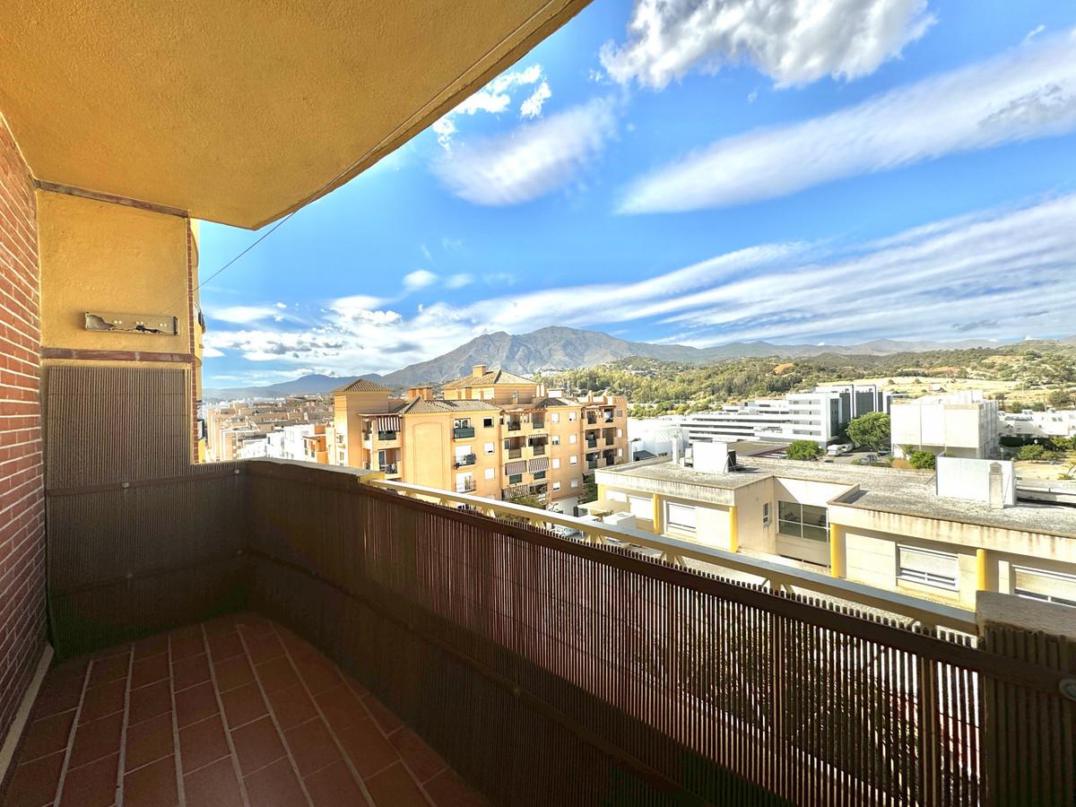 Apartment Middle Floor in Estepona