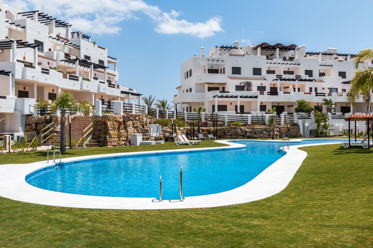 Apartment Middle Floor in Estepona