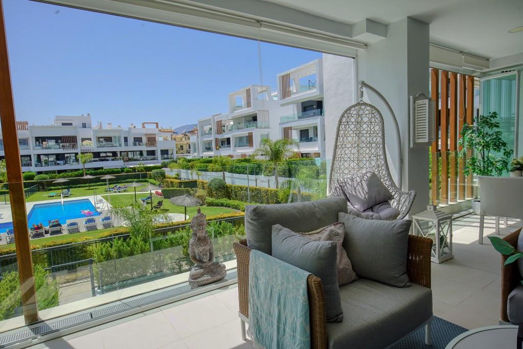 Apartment Middle Floor in Estepona