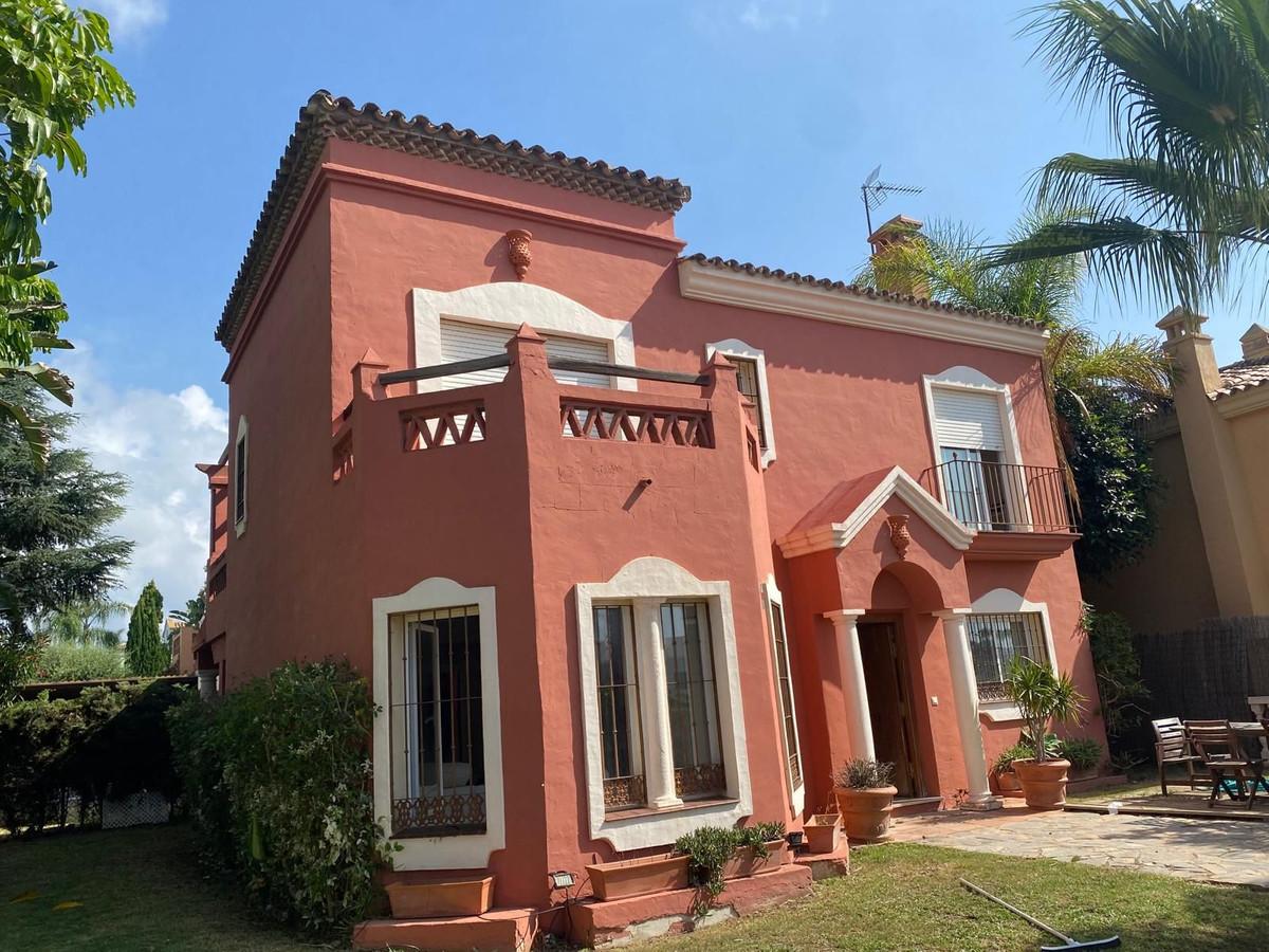 Villa Detached in Cancelada