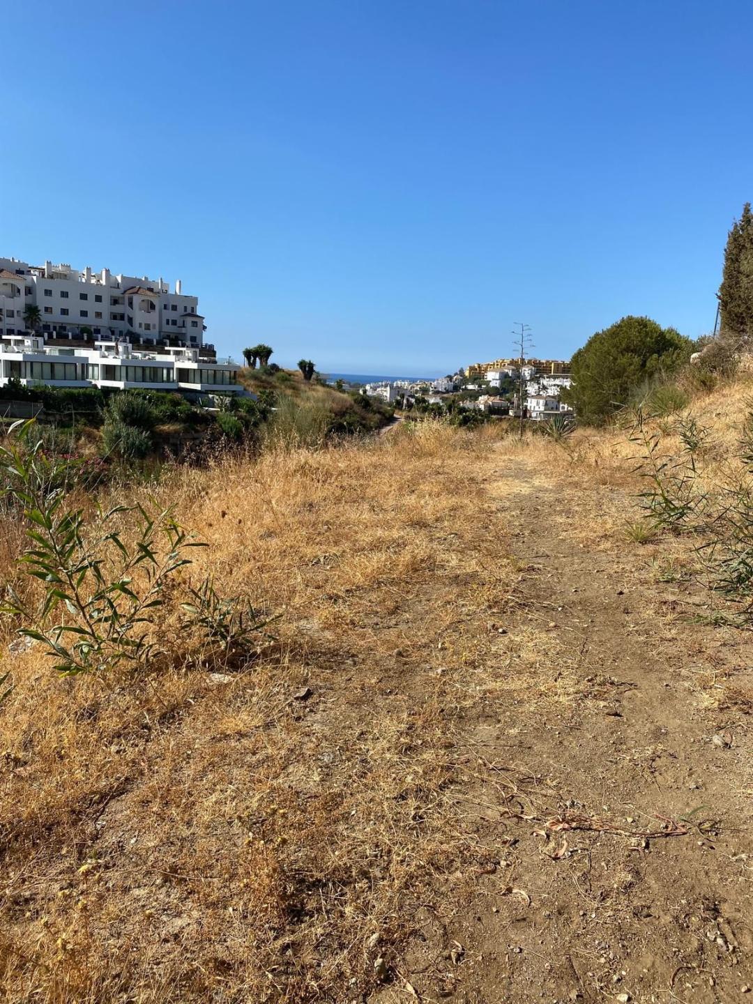 Plot Residential in Estepona