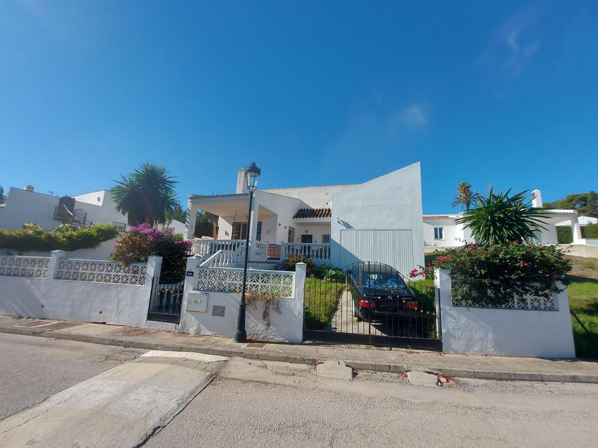 Villa Detached in La Duquesa