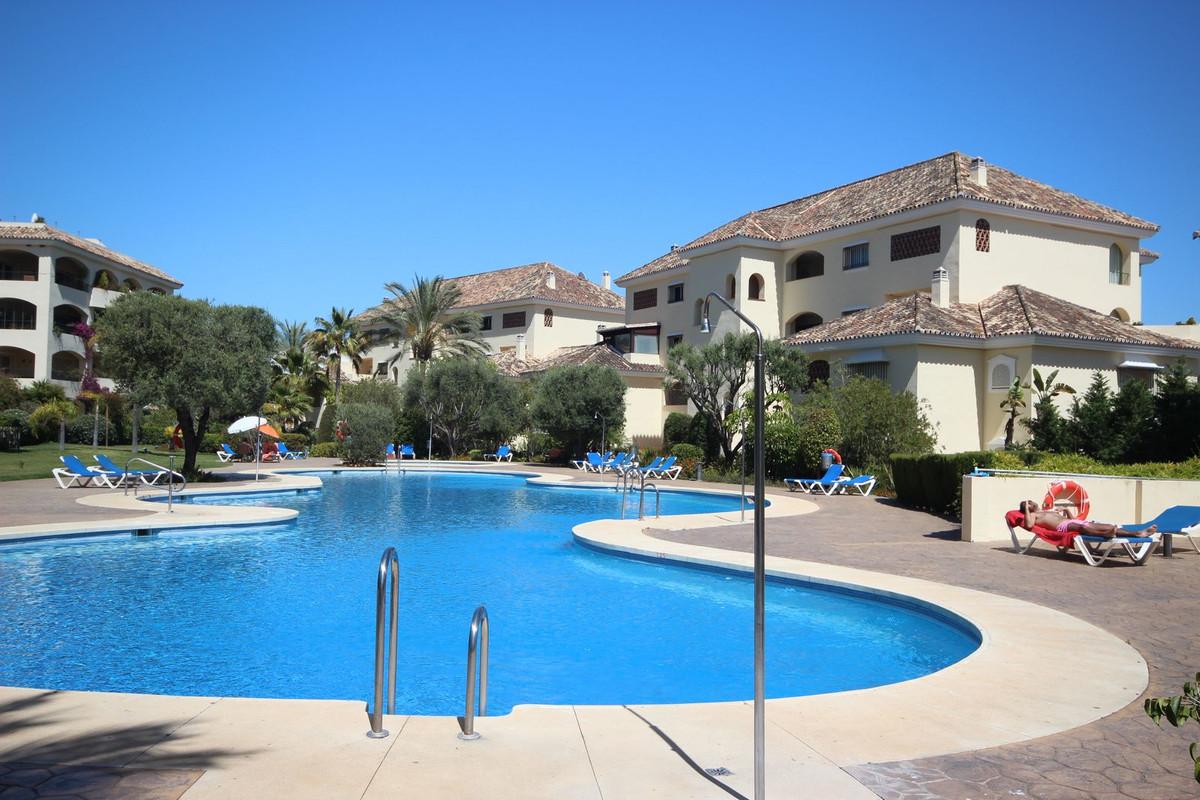 Apartment Ground Floor in Bahía de Marbella