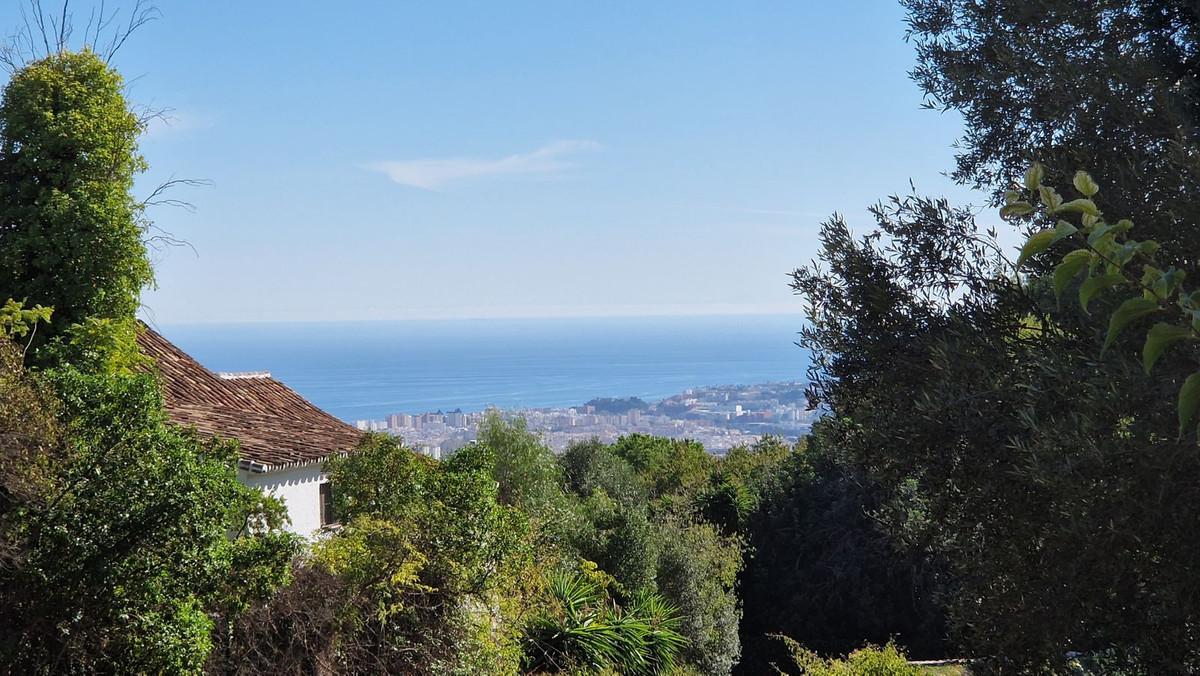 Plot Residential in Mijas