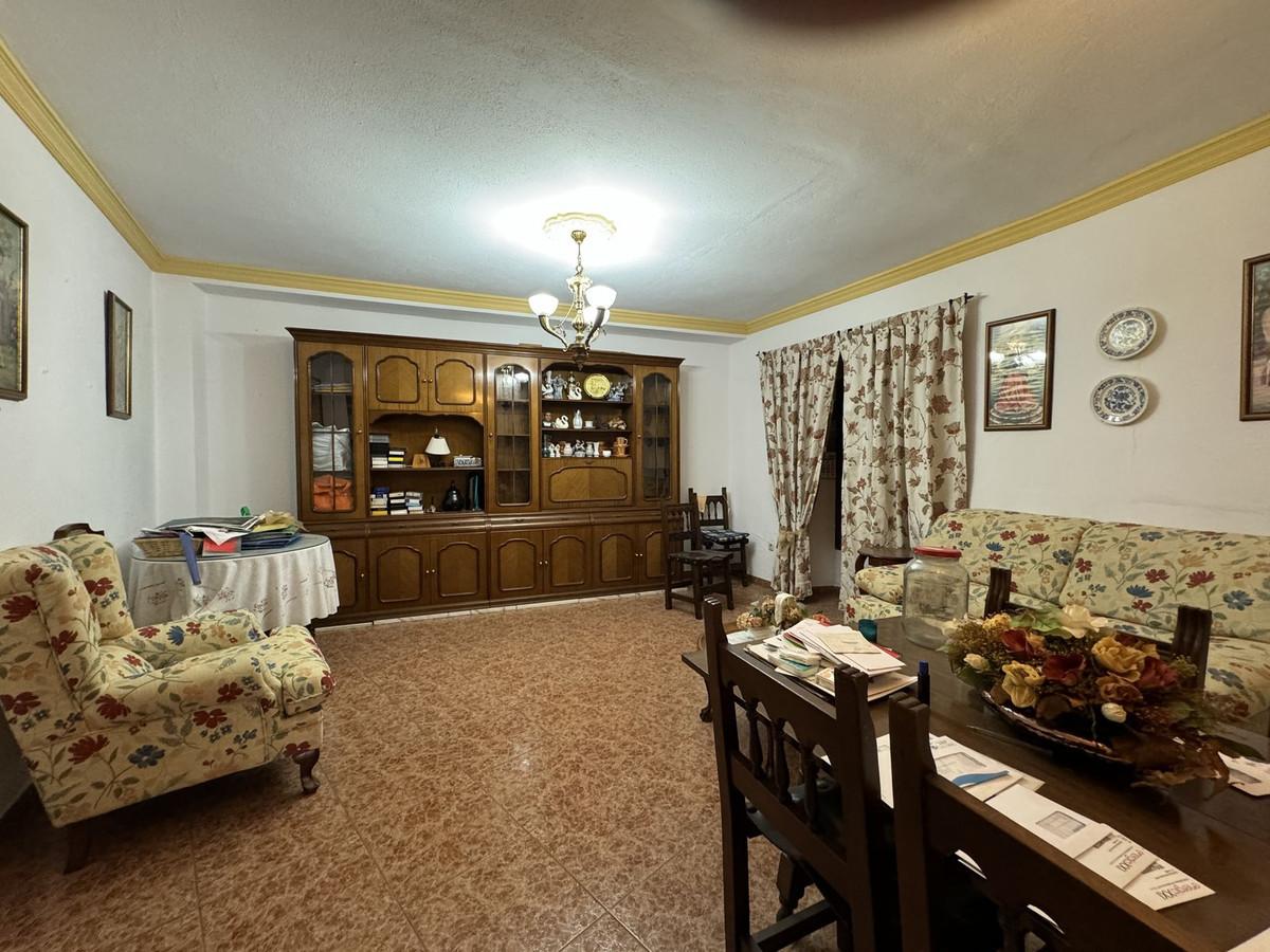 Villa Semi Detached in Ronda