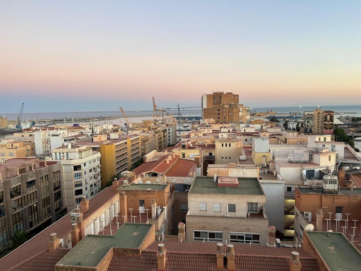 Apartment Middle Floor in Málaga Centro