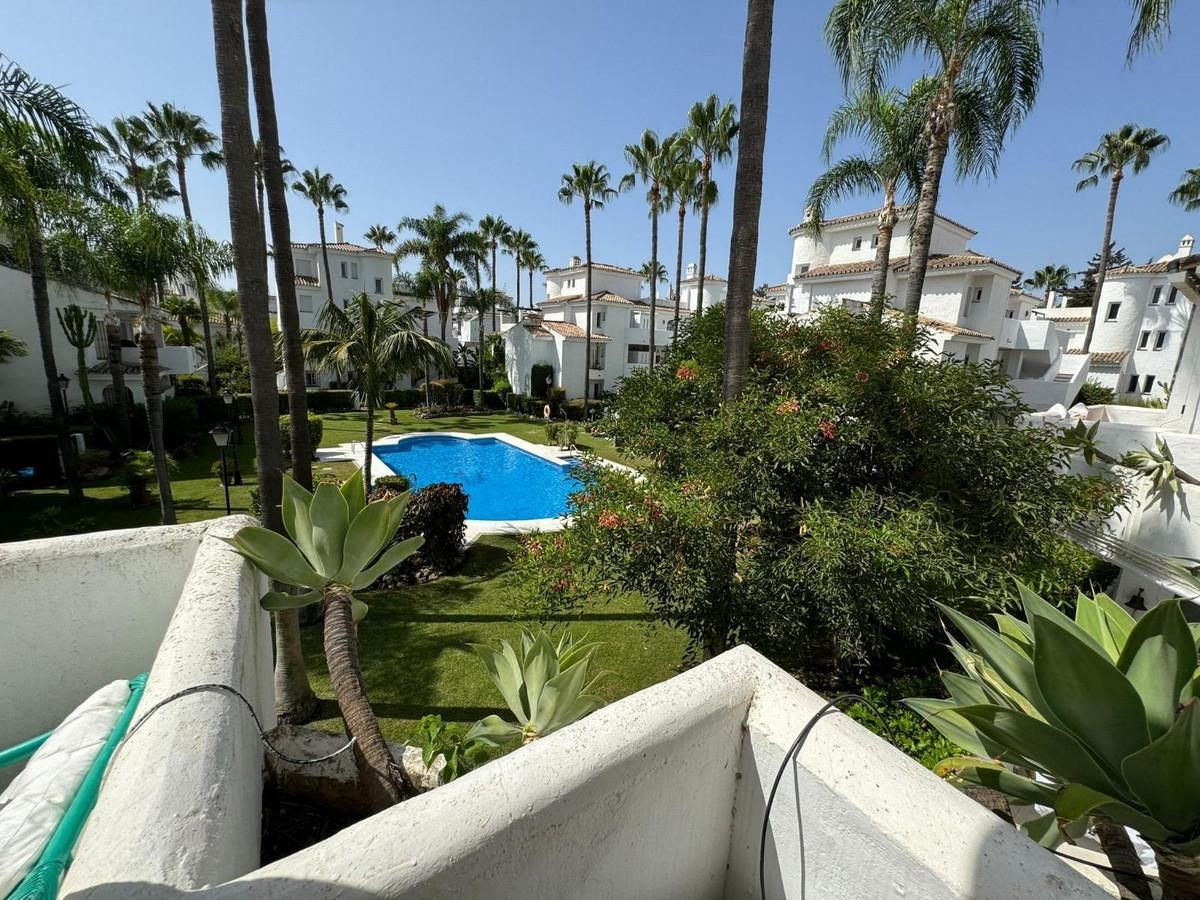 Apartment Middle Floor in Marbella